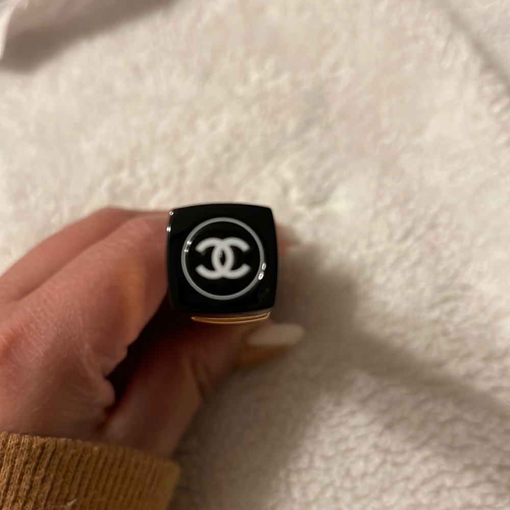 New Chanel lipgloss (Makeup)